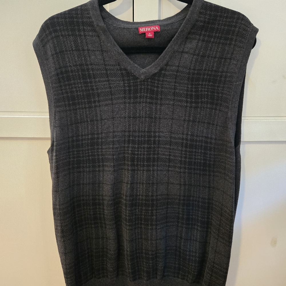 Vintage 2000s Large Merona Sweater V-Neck Vest, Gray on Black
